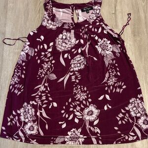 Lily Morgan Burgundy, and White Floral Sleeveless Top
